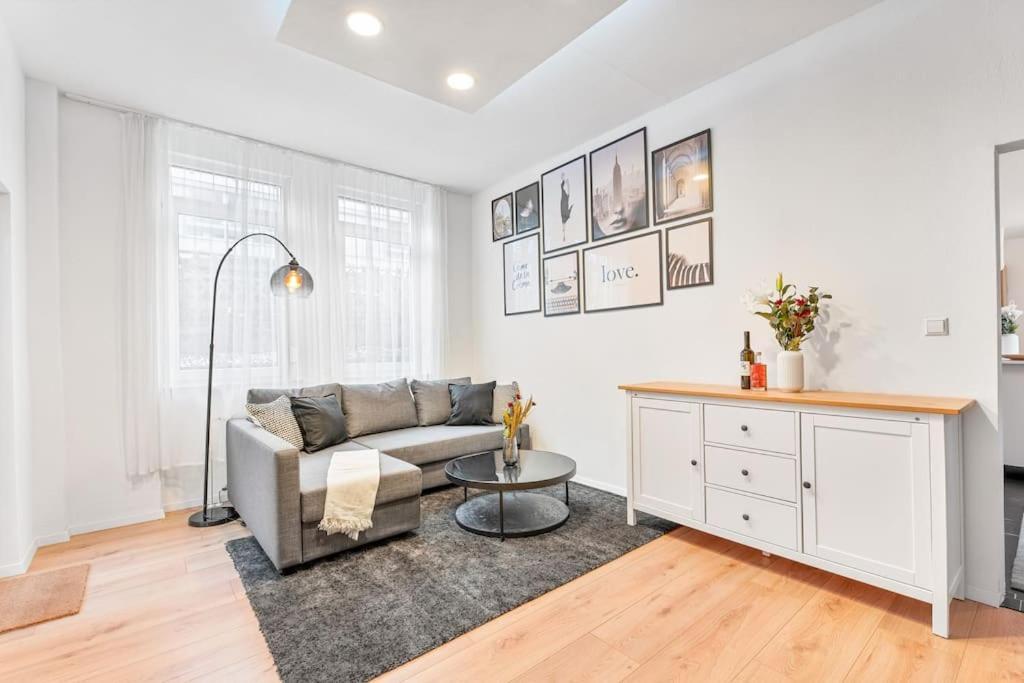 3-Zimmer-Wohnung In Leonberg Esterno foto
